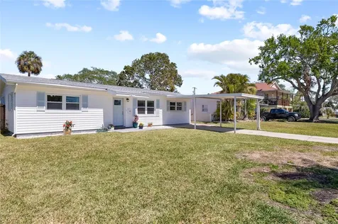 1827 Nevada Avenue NE St Petersburg FL 33703
