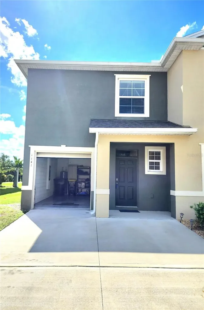 1141 Blue Jay Drive Davenport FL 33837