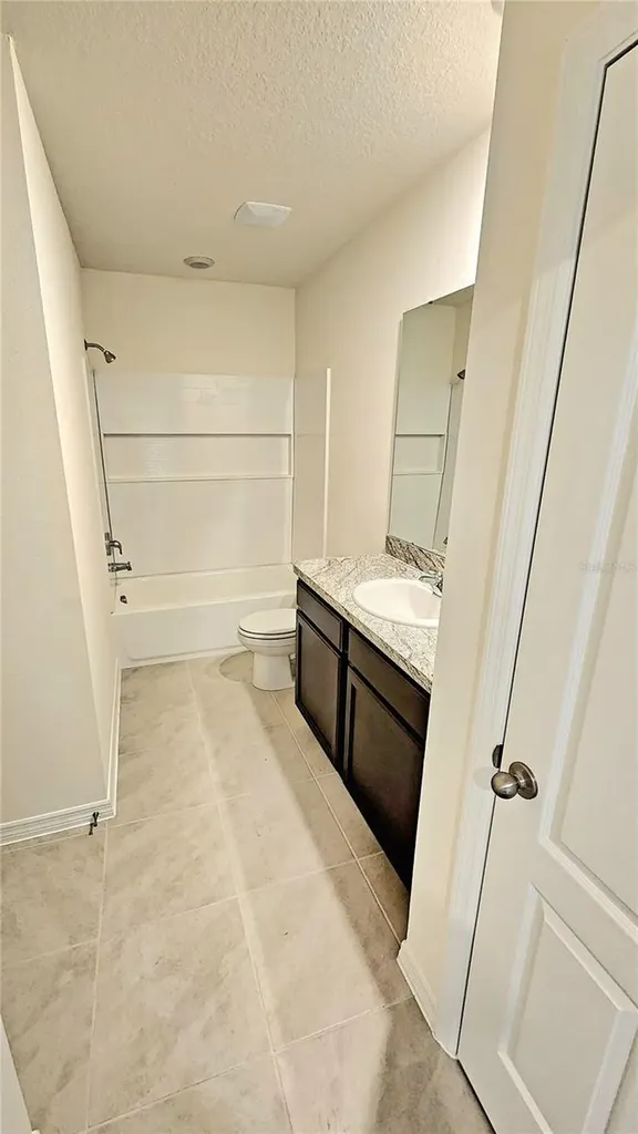 1141 Blue Jay Drive Davenport FL 33837