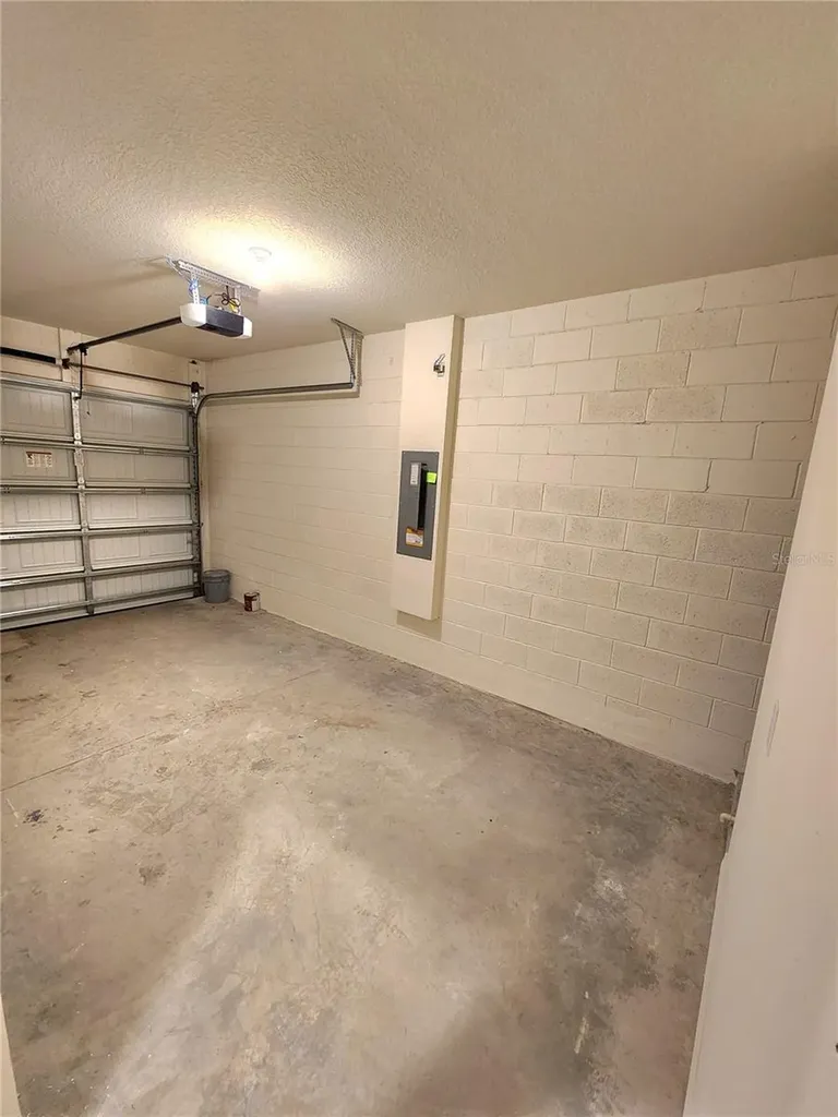 1141 Blue Jay Drive Davenport FL 33837