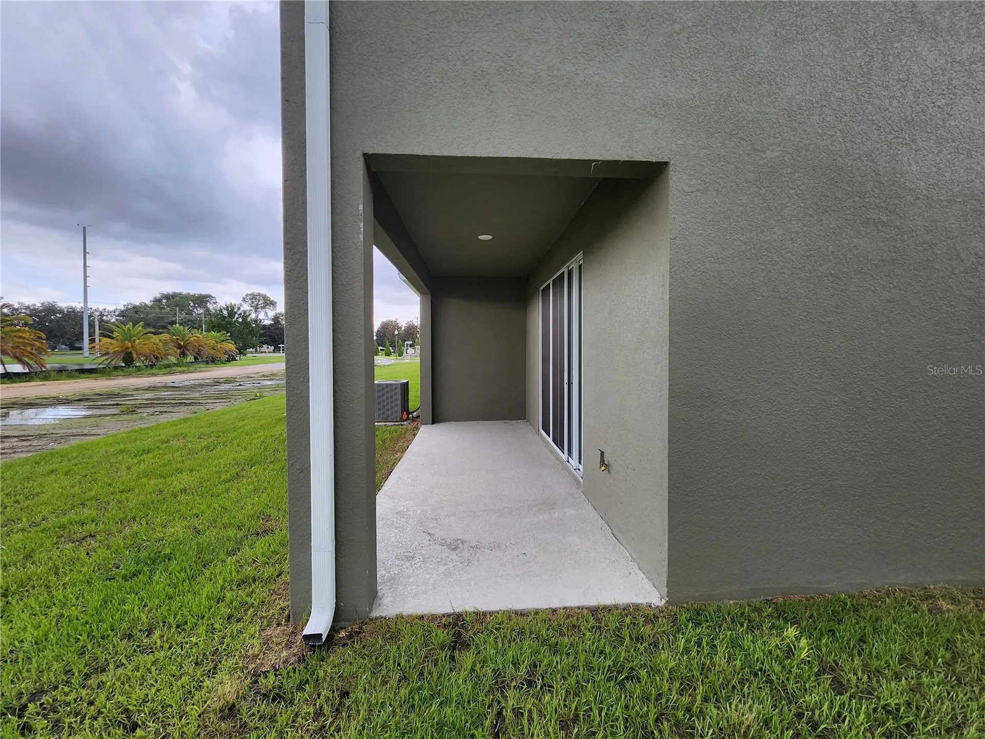 1141 Blue Jay Drive Davenport FL 33837