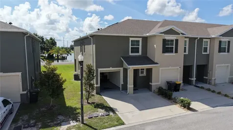 1141 Blue Jay Drive Davenport FL 33837
