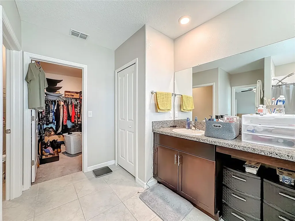 1511 Tiger Tooth Place Ruskin FL 33570