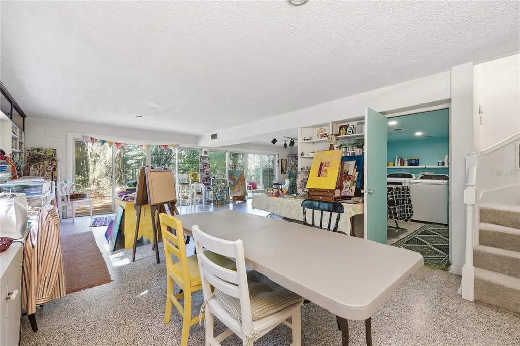 2074 NW 11th Road Gainesville FL 32605