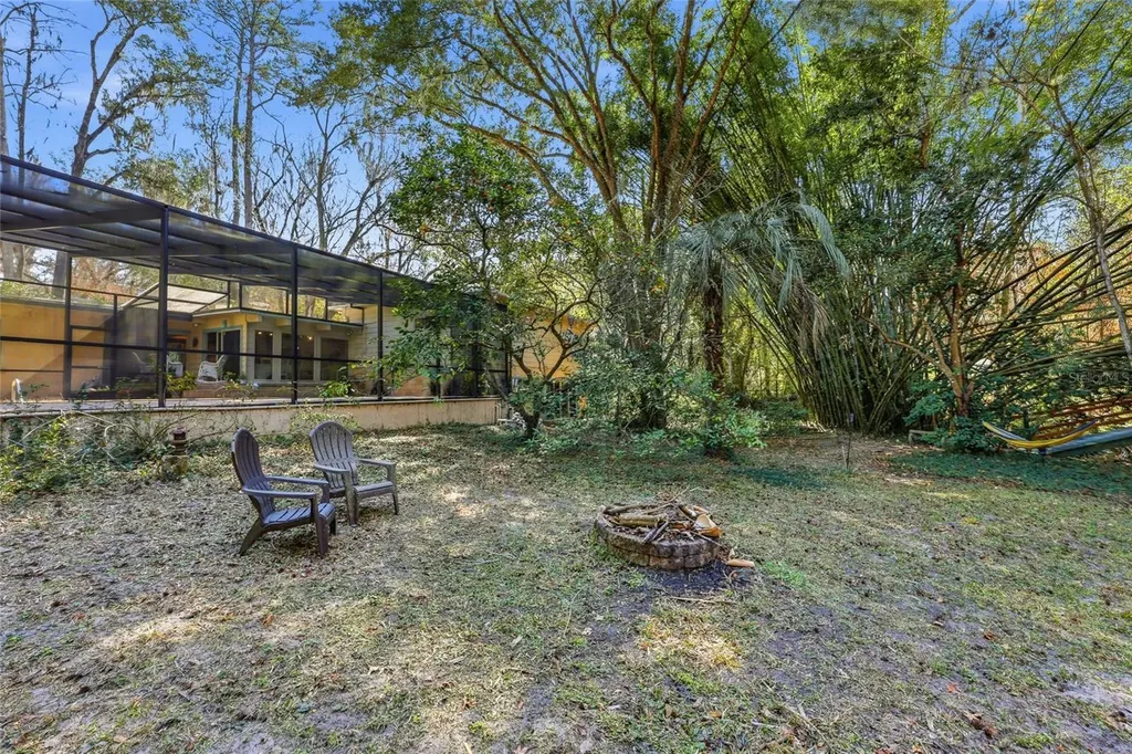 2074 NW 11th Road Gainesville FL 32605