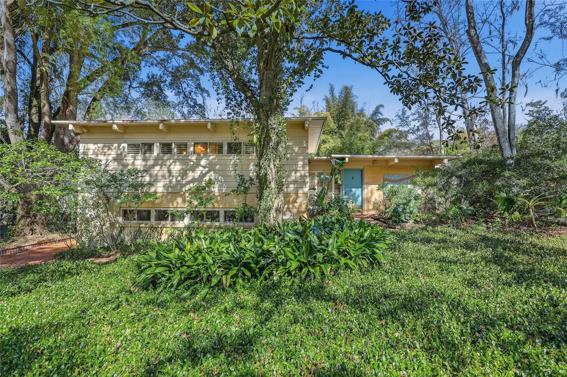 Gainesville FL, 2074 NW 11th Road