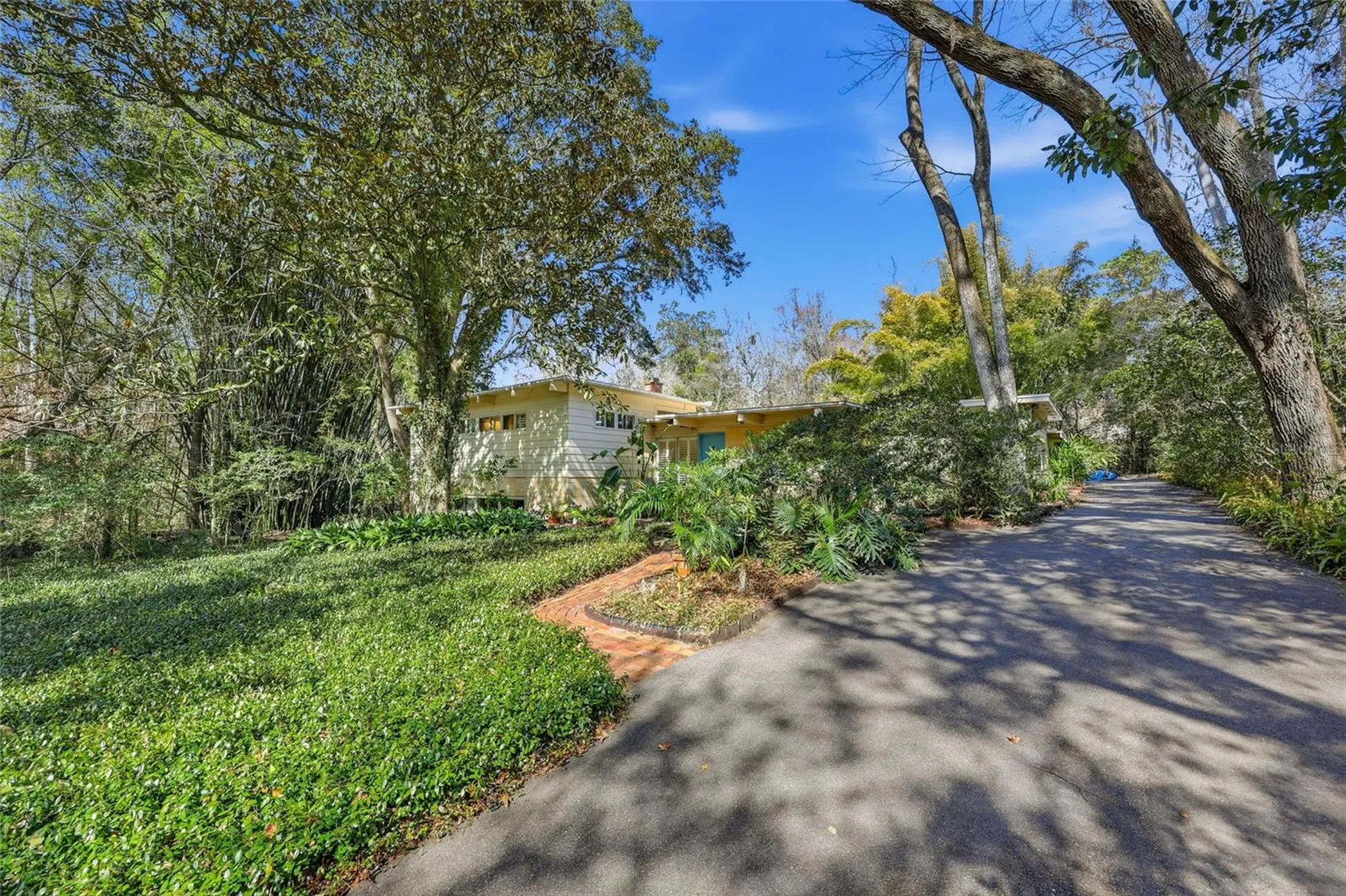 2074 NW 11th Road Gainesville FL 32605