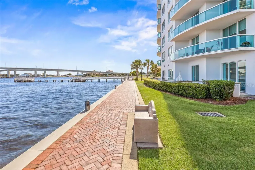 231 Riverside Drive Holly Hill FL 32117