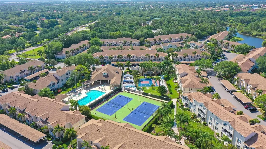 4205 Castlebridge Lane Sarasota FL 34238