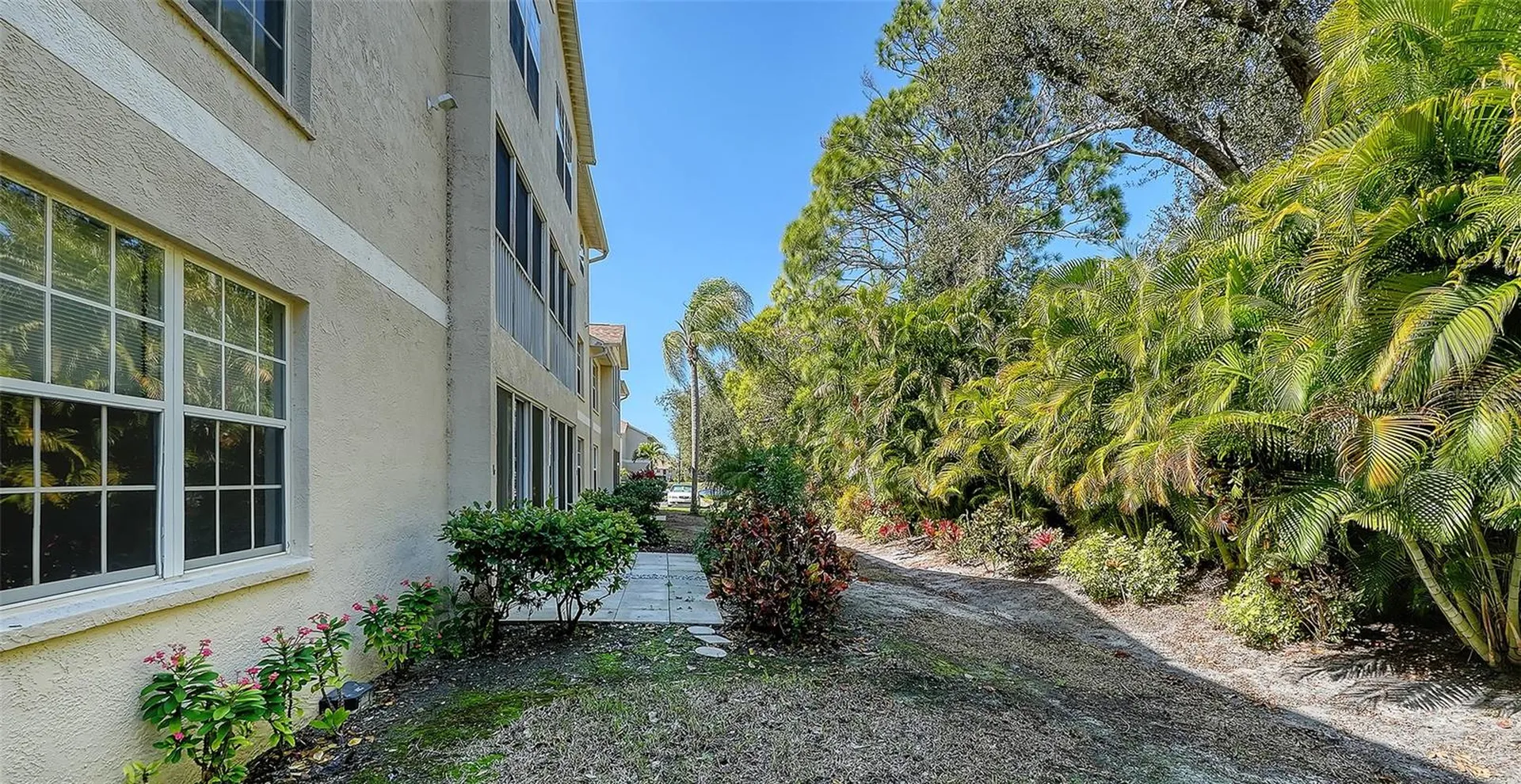 4205 Castlebridge Lane Sarasota FL 34238