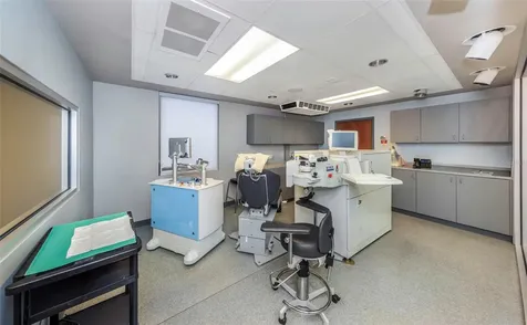 2346 Drew Street Clearwater FL 33765