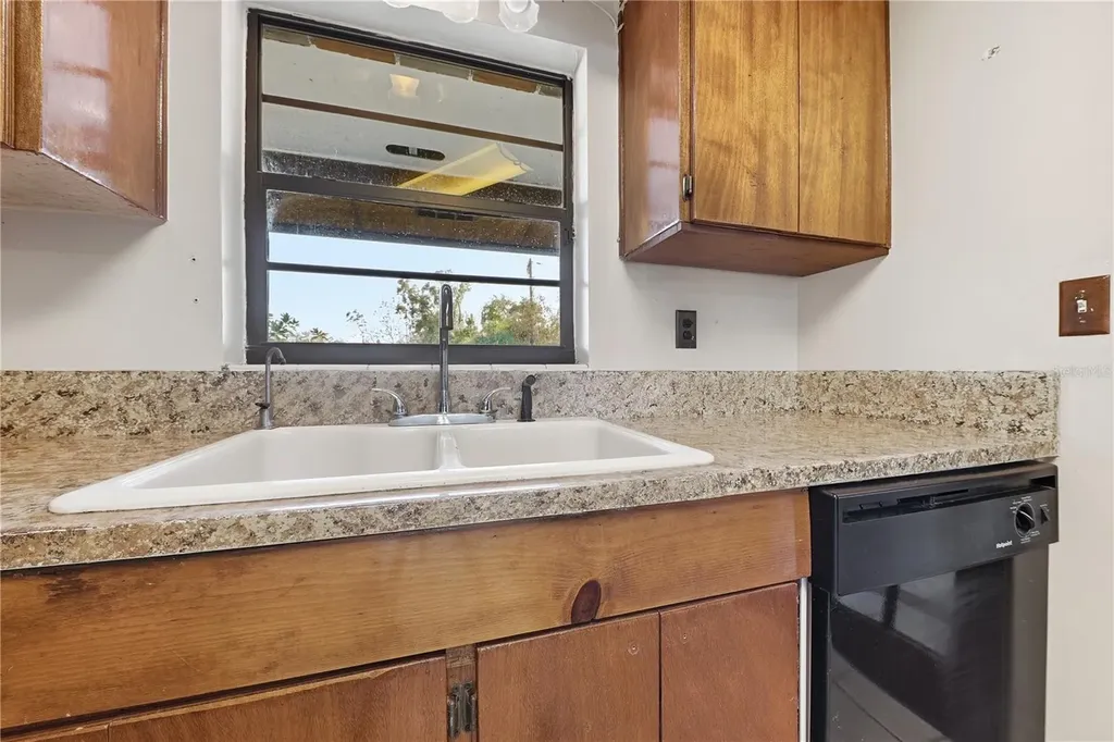 3809 Needles Drive Orlando FL 32810