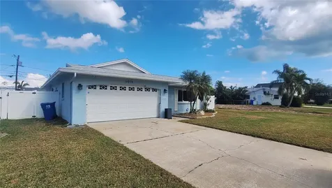 6019 Venetian Boulevard NE St Petersburg FL 33703