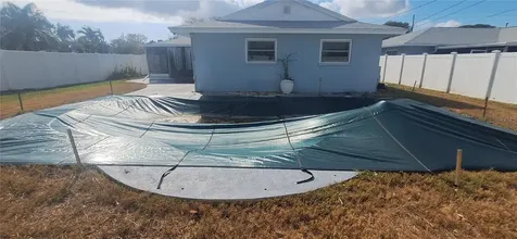 6019 Venetian Boulevard NE St Petersburg FL 33703