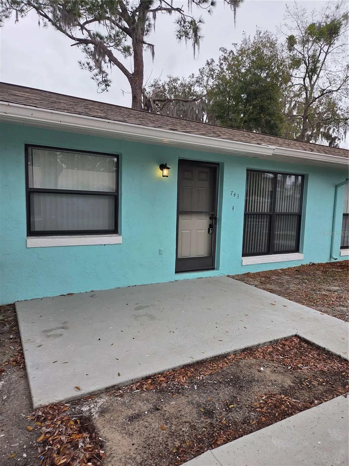 743 E Alfred Street Tavares FL 32778