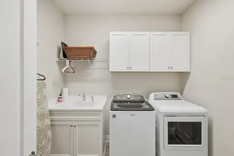 2723 Sapphire Blue Lane Bradenton FL 34211