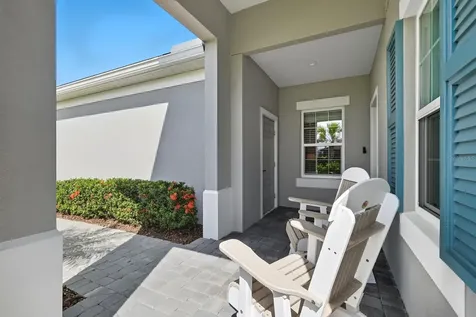 2723 Sapphire Blue Lane Bradenton FL 34211
