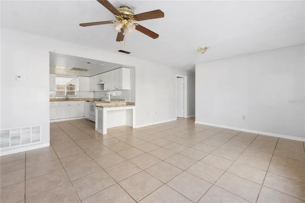 621 Ashberry Lane Altamonte Springs FL 32714