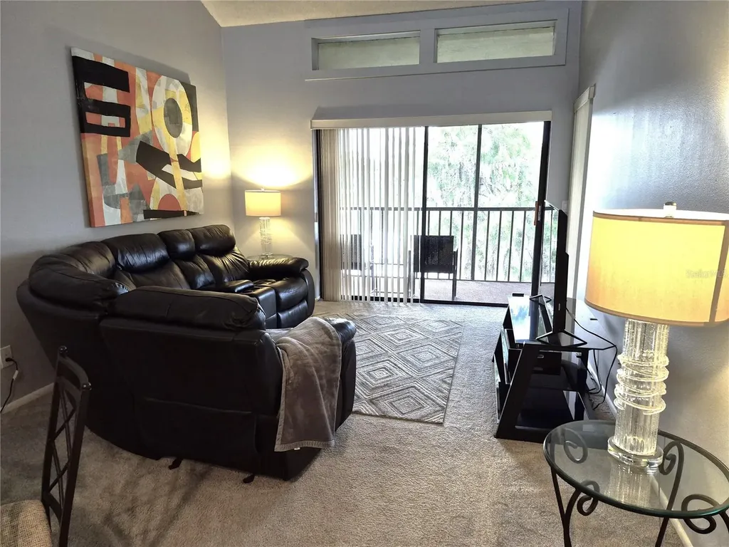 270 Woodlake Wynde Oldsmar FL 34677