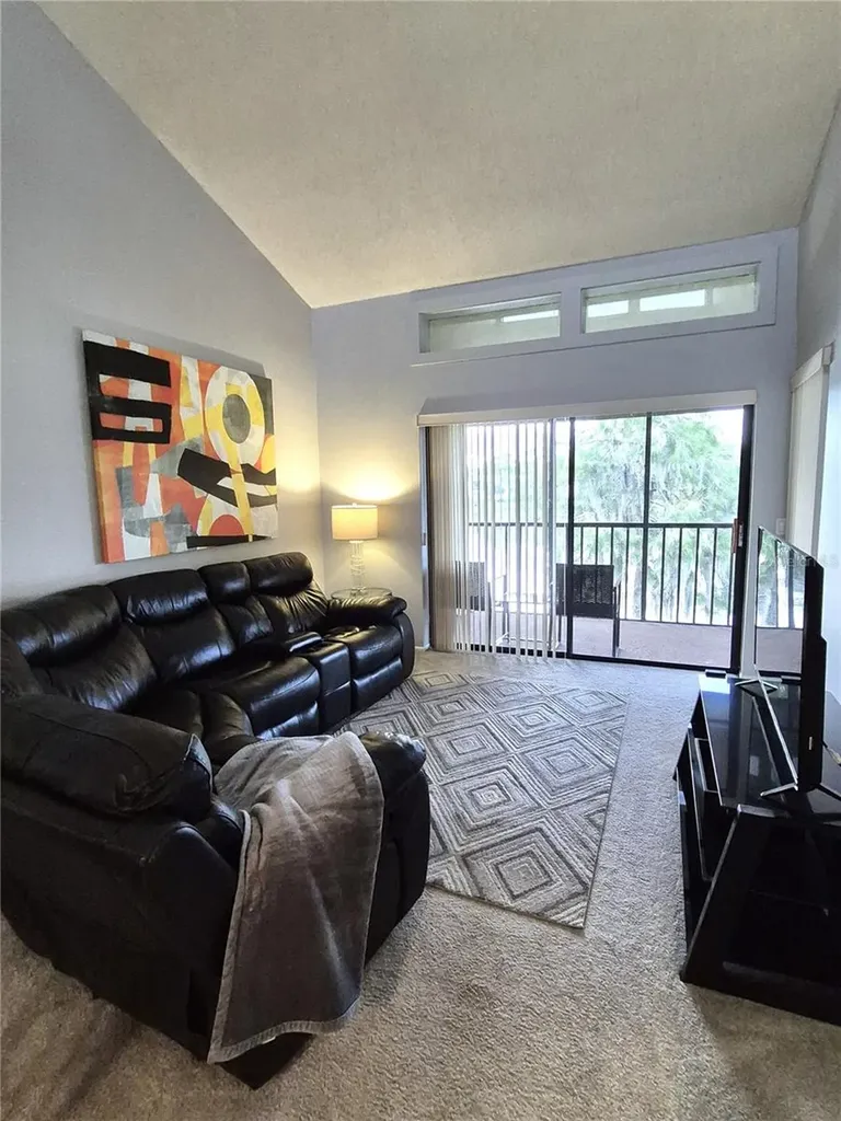 270 Woodlake Wynde Oldsmar FL 34677
