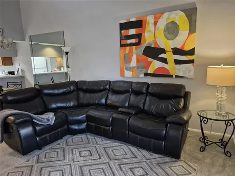 270 Woodlake Wynde Oldsmar FL 34677