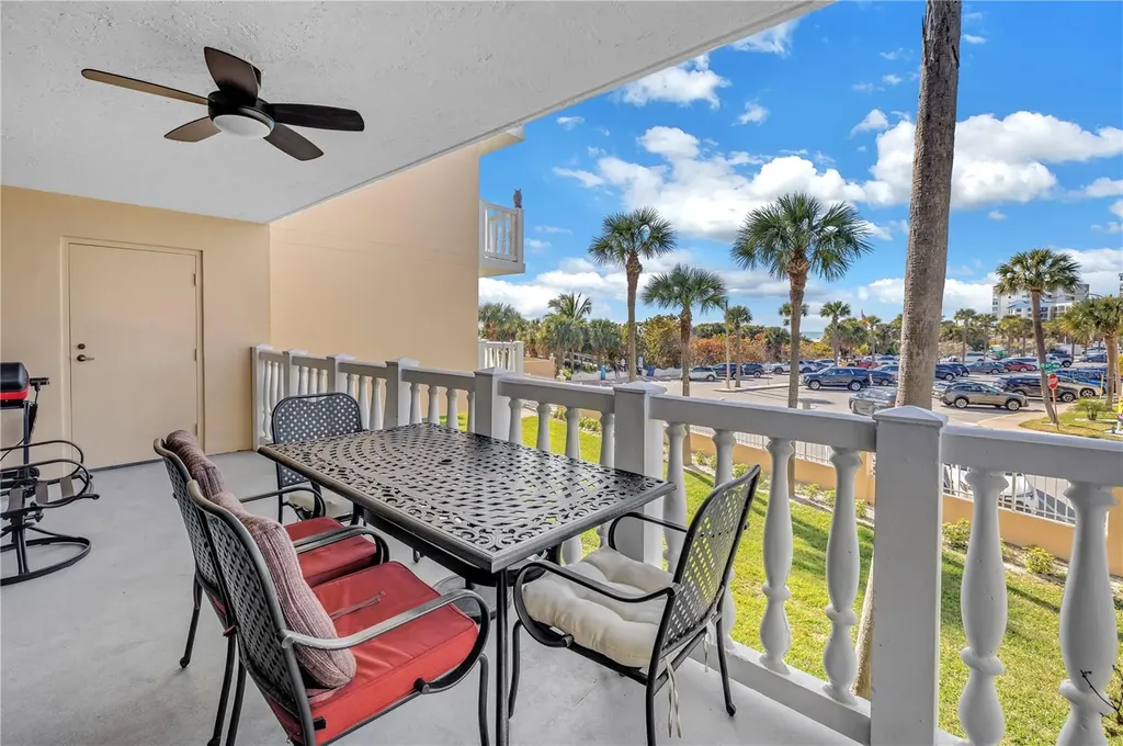 6650 Sunset Way St Pete Beach FL 33706