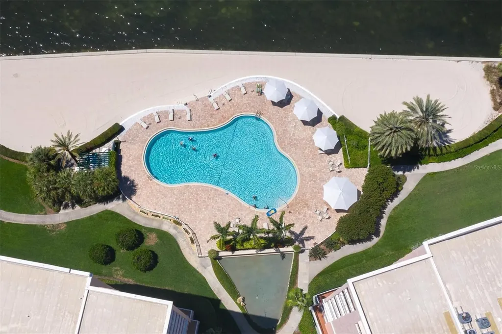 4993 Bacopa Lane S St Petersburg FL 33715