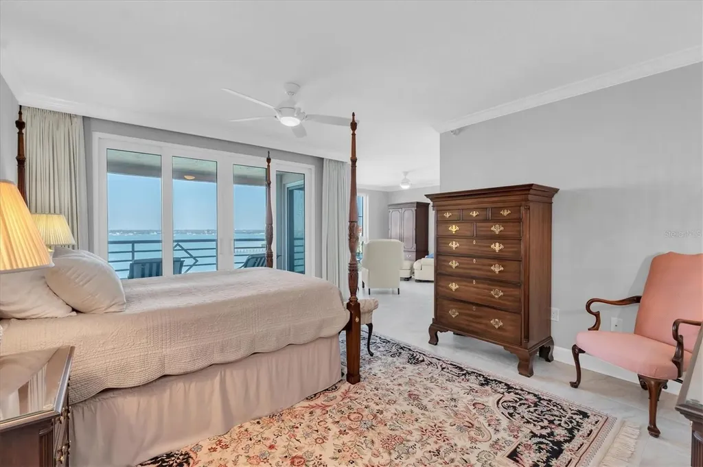 4993 Bacopa Lane S St Petersburg FL 33715