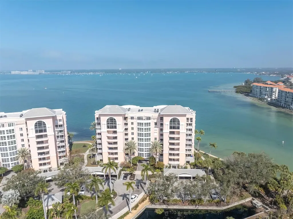 4993 Bacopa Lane S St Petersburg FL 33715