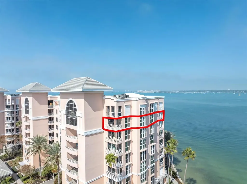 4993 Bacopa Lane S St Petersburg FL 33715