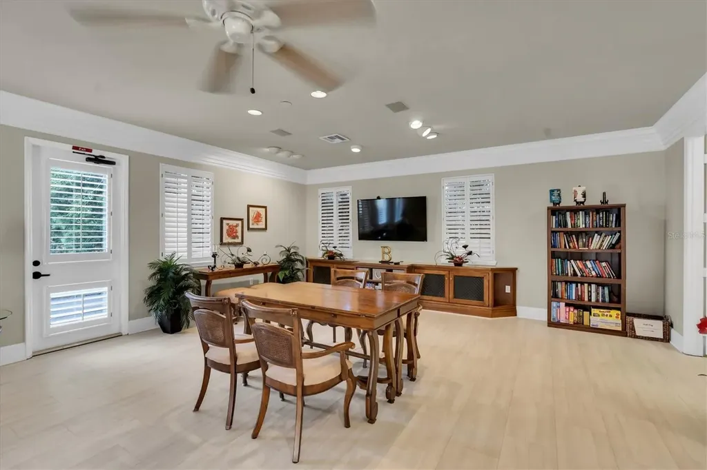 4993 Bacopa Lane S St Petersburg FL 33715