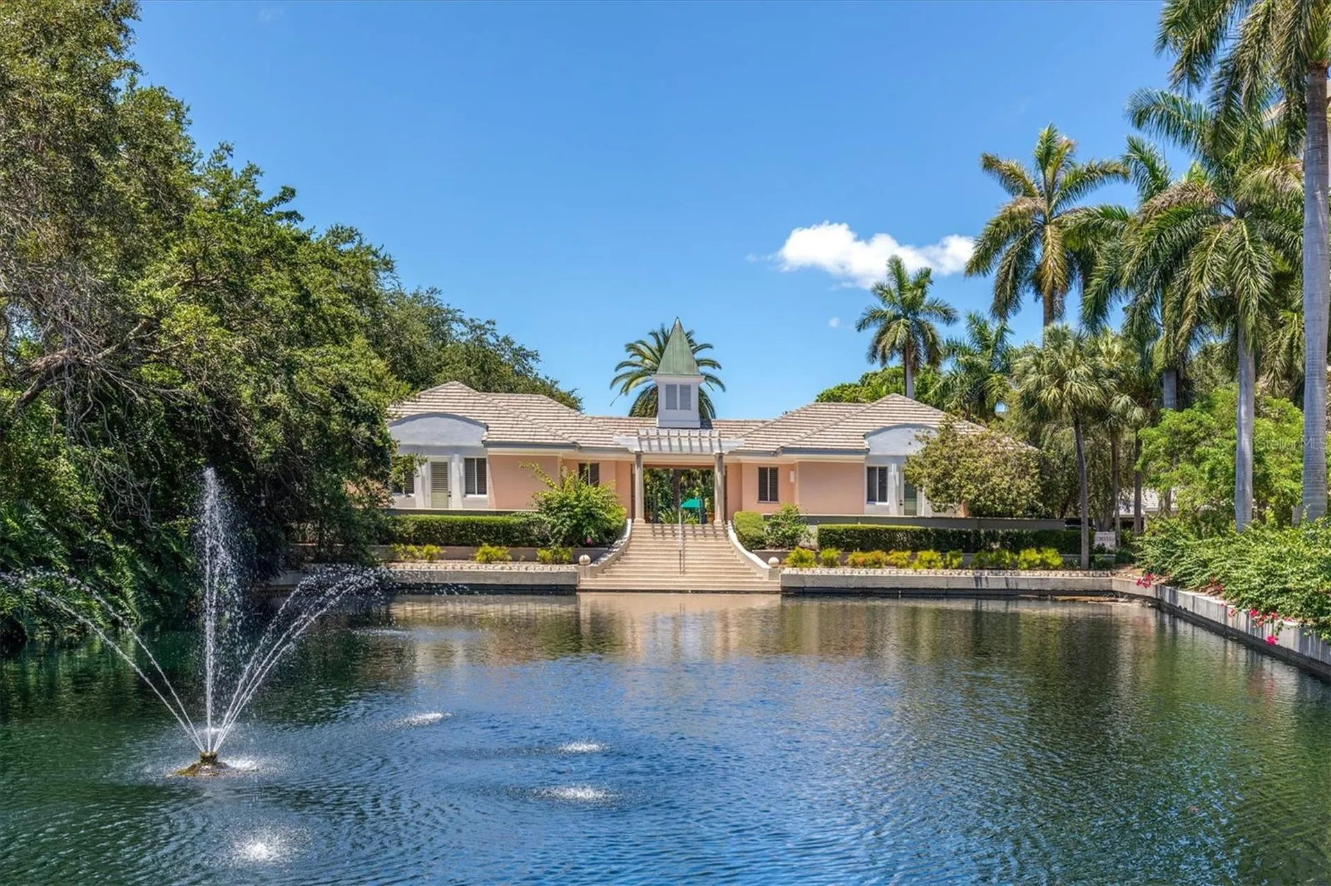 4993 Bacopa Lane S St Petersburg FL 33715