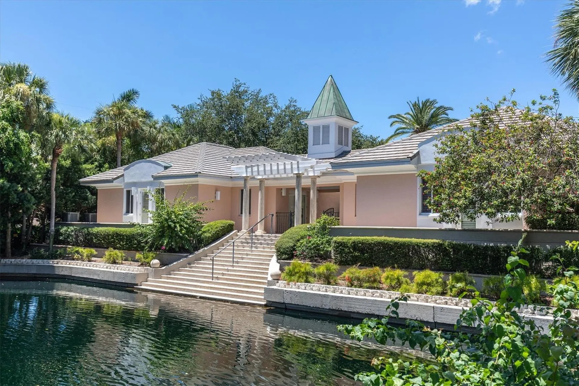 4993 Bacopa Lane S St Petersburg FL 33715