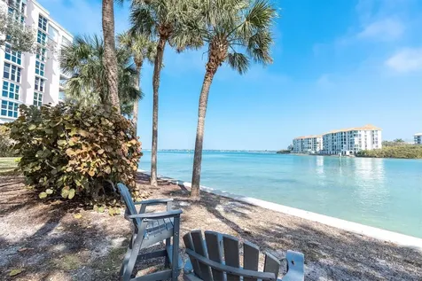 4993 Bacopa Lane S St Petersburg FL 33715