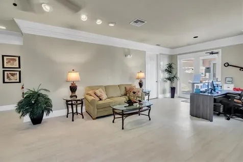 4993 Bacopa Lane S St Petersburg FL 33715