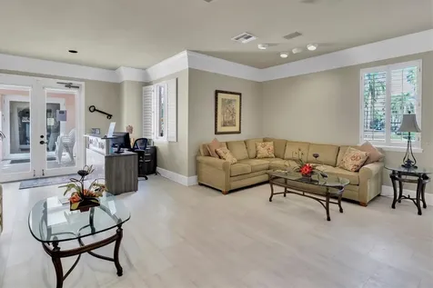 4993 Bacopa Lane S St Petersburg FL 33715