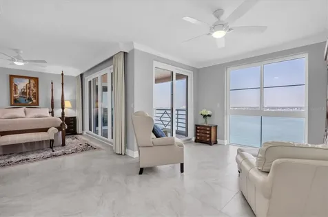 4993 Bacopa Lane S St Petersburg FL 33715
