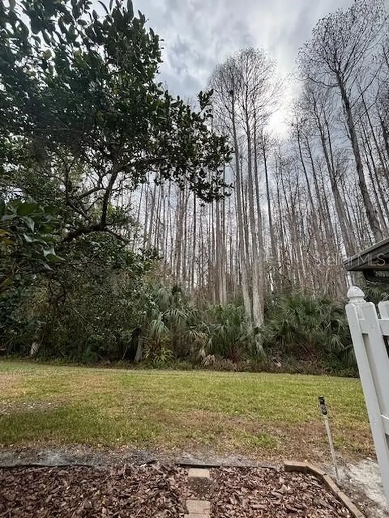 3182 Charter Club Drive Tarpon Springs FL 34688