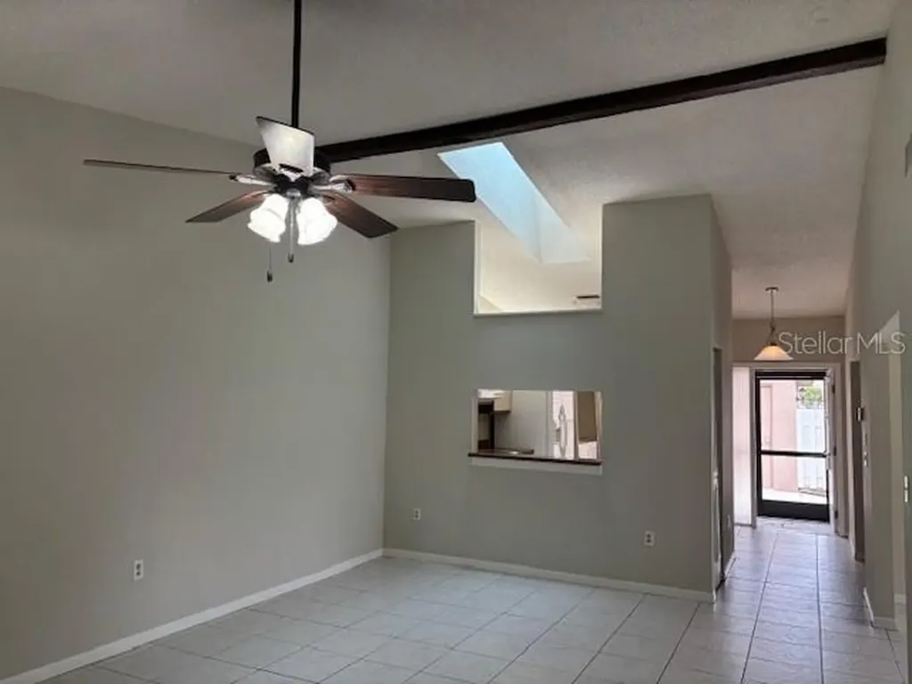 3182 Charter Club Drive Tarpon Springs FL 34688