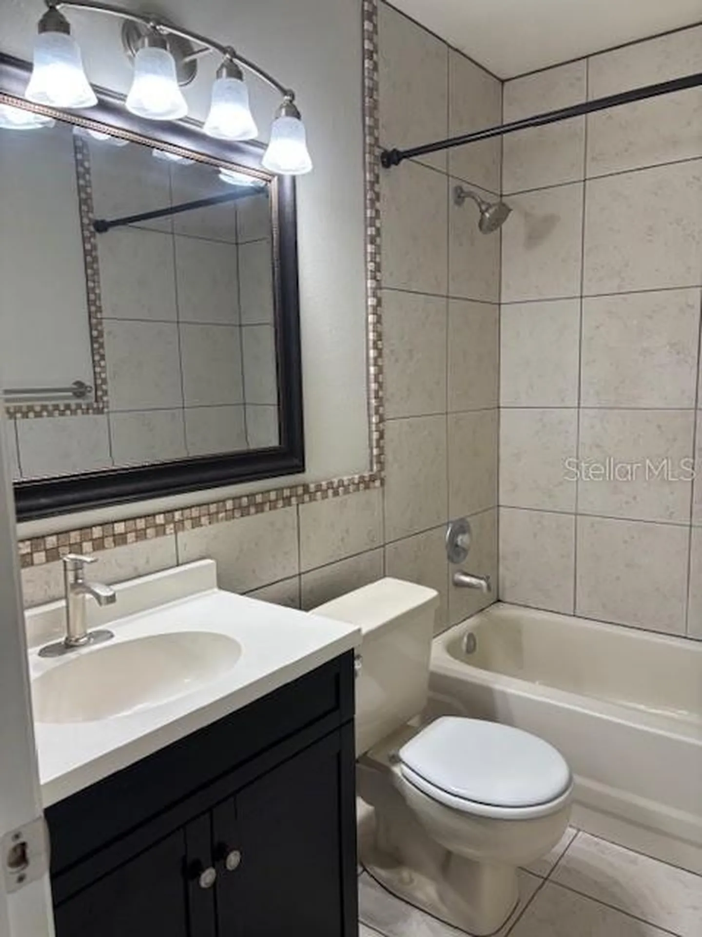 3182 Charter Club Drive Tarpon Springs FL 34688