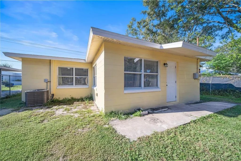 402 Tuscarora Street Lakeland FL 33805