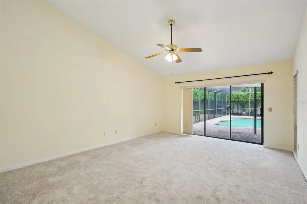 1604 Palace Court Valrico FL 33594