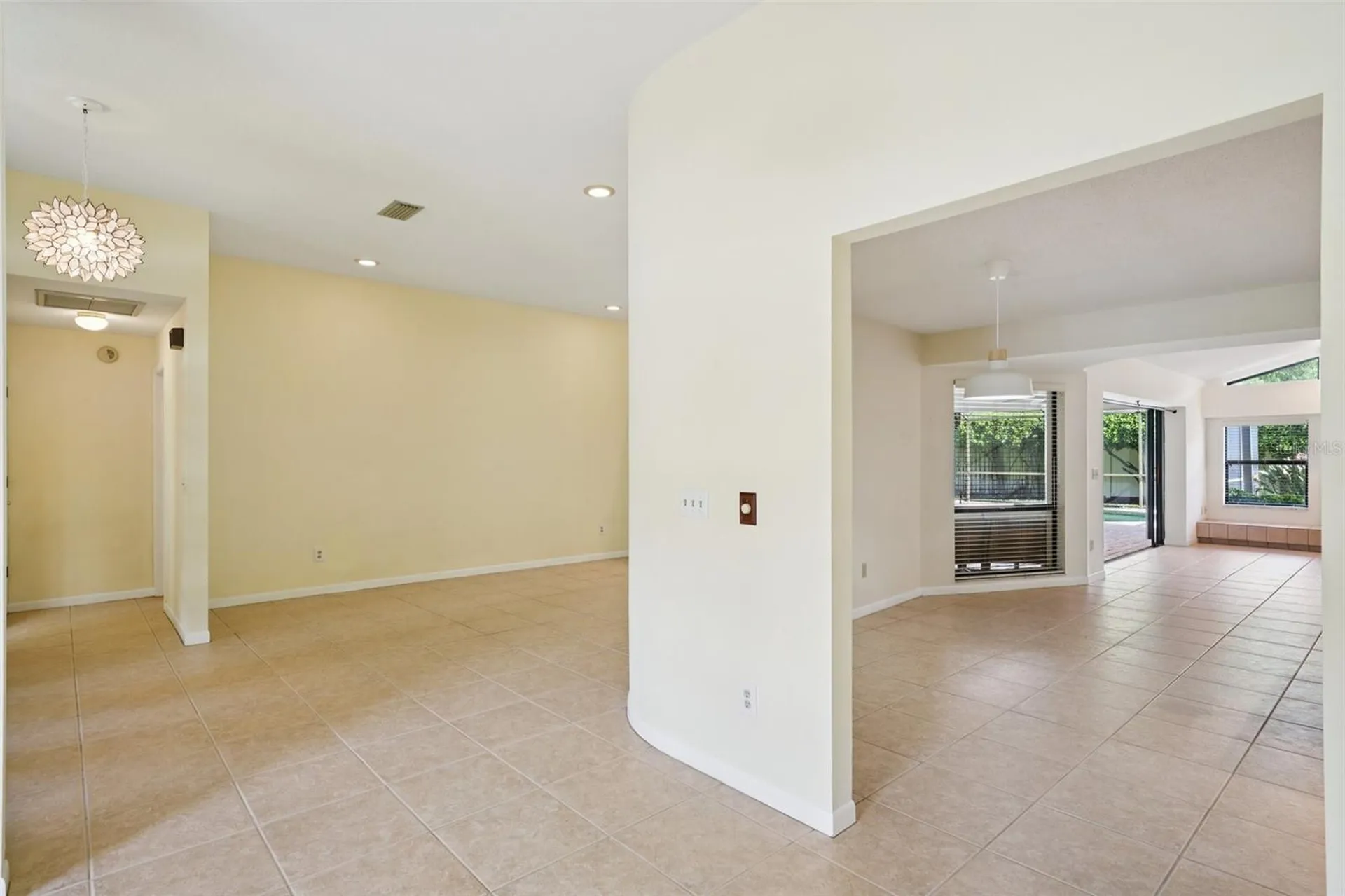 1604 Palace Court Valrico FL 33594