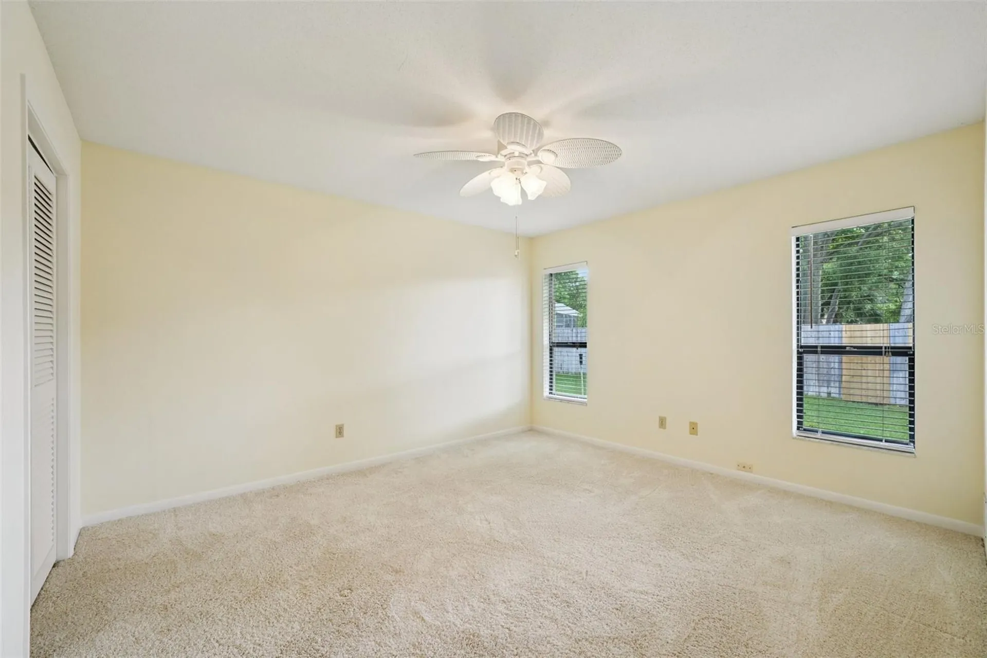 1604 Palace Court Valrico FL 33594