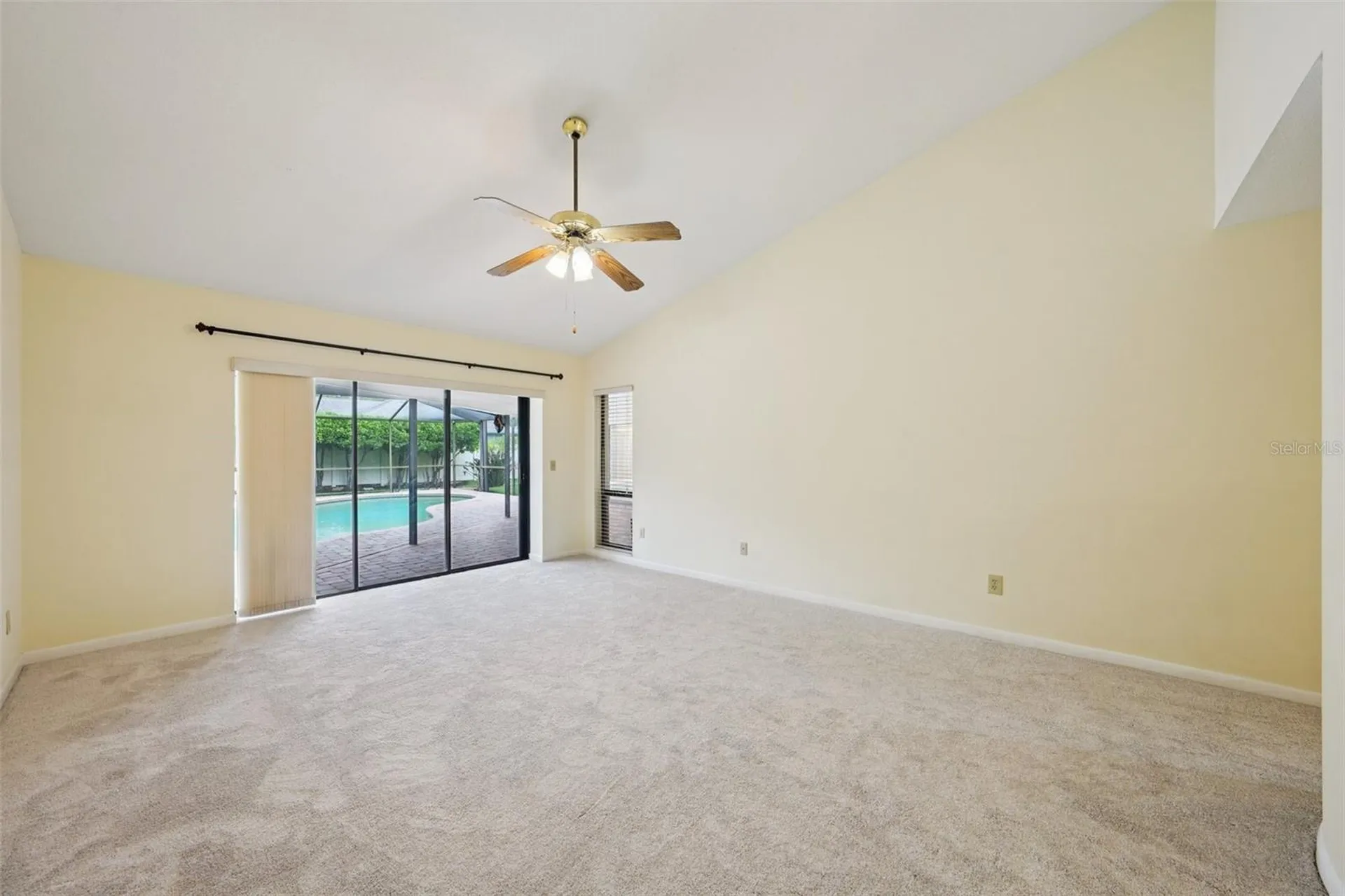 1604 Palace Court Valrico FL 33594