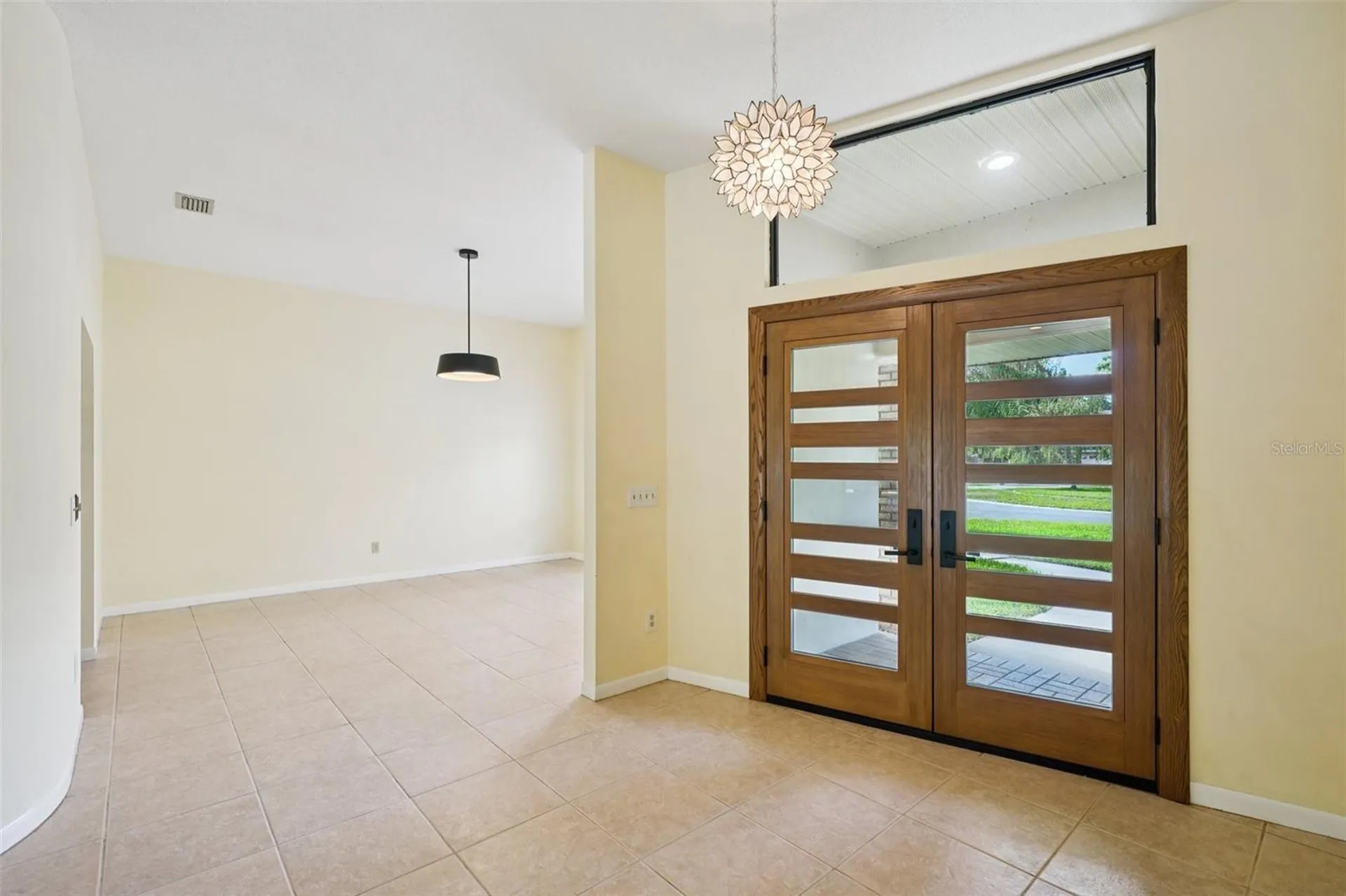 1604 Palace Court Valrico FL 33594