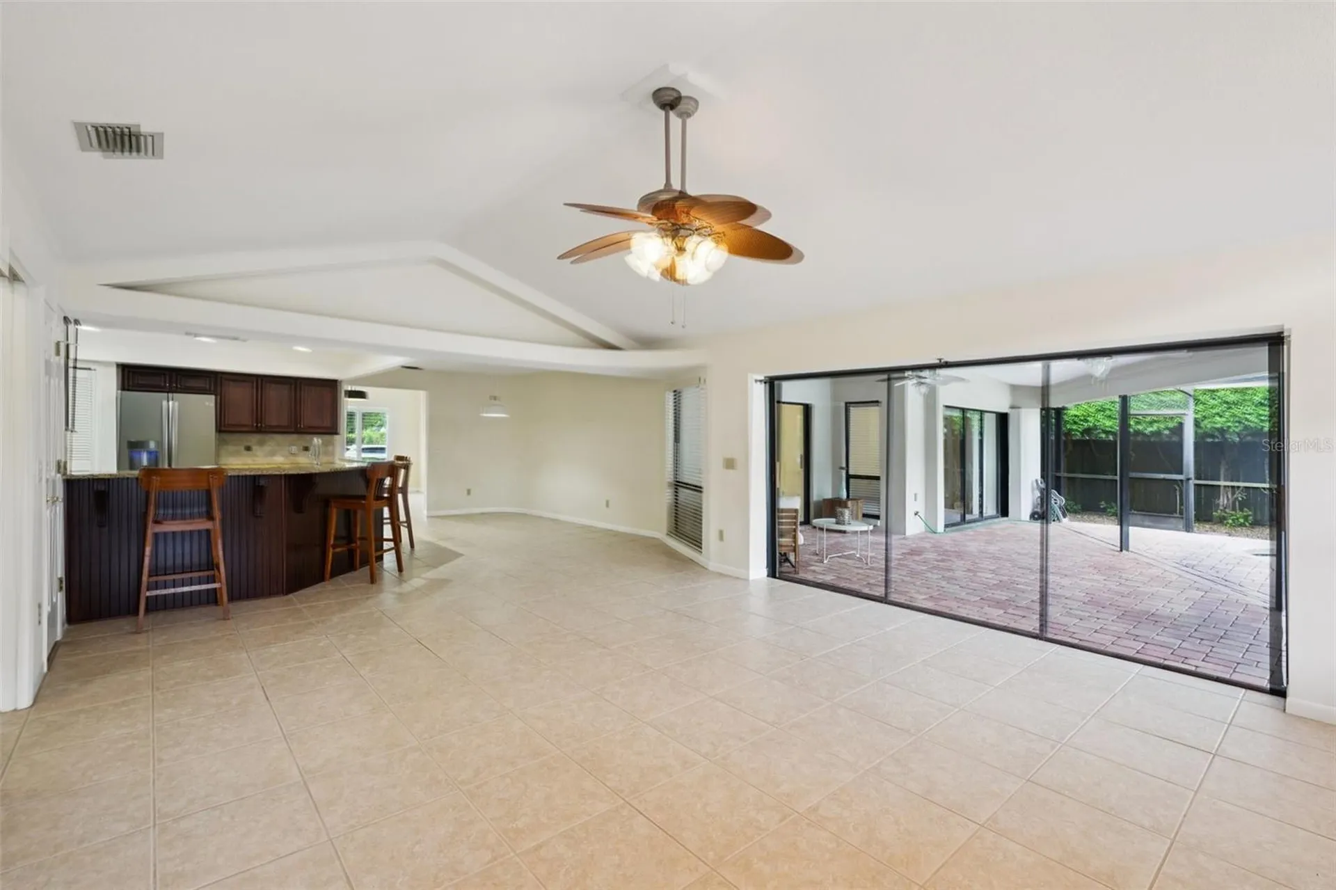 1604 Palace Court Valrico FL 33594