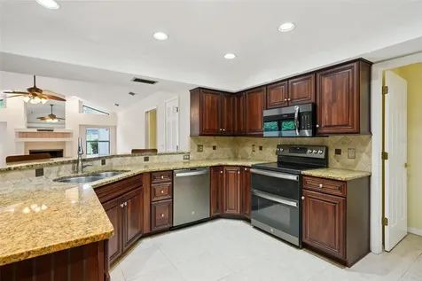 1604 Palace Court Valrico FL 33594