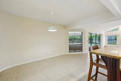 1604 Palace Court Valrico FL 33594