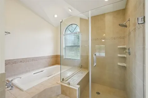 1604 Palace Court Valrico FL 33594